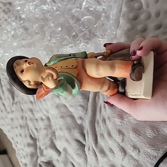 Merry Wanderer large 7/0 24 vintage 1980's Goebel Hummel - Picture 1 of 8